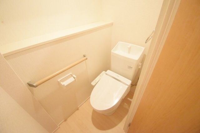 物件内観写真7　(※別室参考写真)