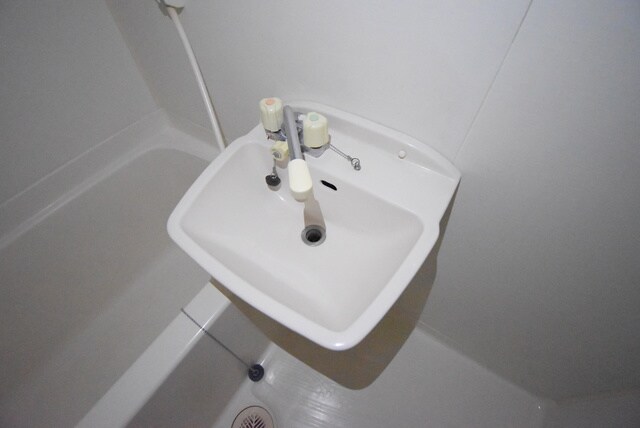 物件内観写真7　(※別室参考写真)