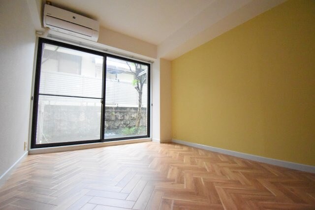 物件内観写真4　(※別部屋参考画像です。)