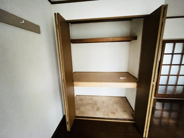 物件内観写真16　(別室参考写真（反転の可能性有）)