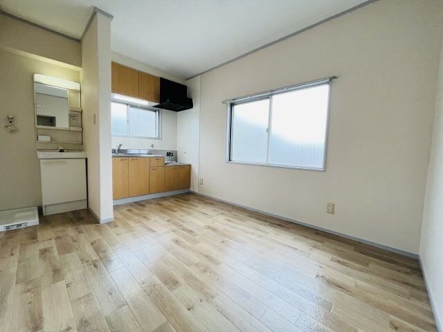 物件内観写真3　(別室参考)