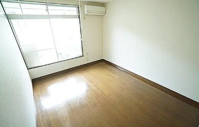 物件内観写真2　(※別室参考写真)