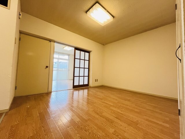 物件内観写真5　(別部屋参考写真になります。)