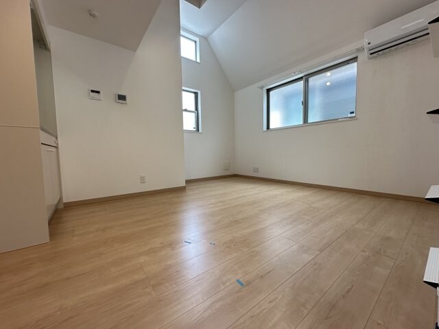 物件内観写真9　(※別室参考写真)