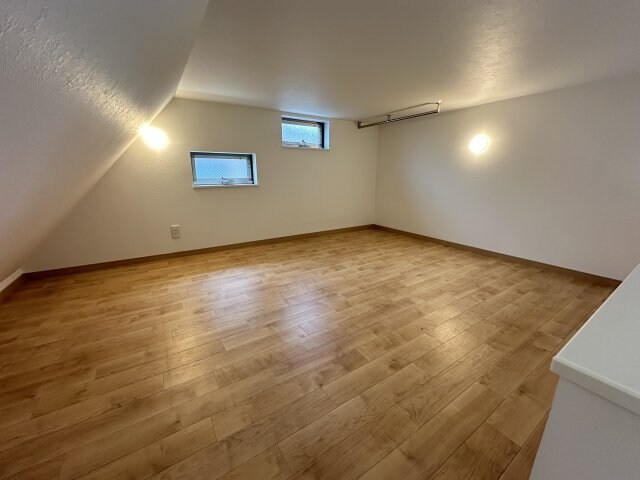 物件内観写真14　(※別室参考写真)