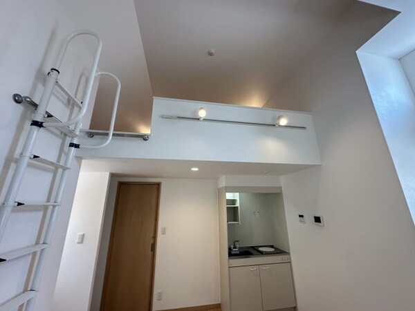 内装他(※別室参考写真)