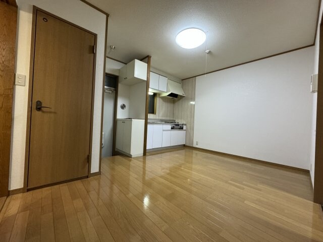 物件内観写真4　(同物件別部屋参考写真です。)