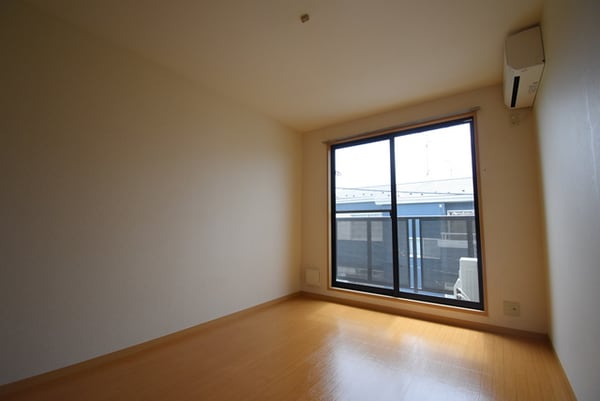 居室(※別室参考写真)