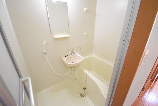 物件内観写真6　(※別室参考写真)