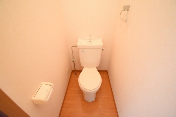 トイレ(※別室参考写真)