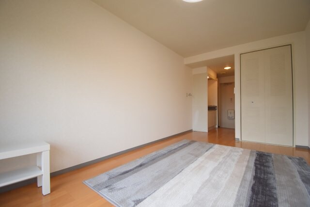 物件内観写真4　(※別室参考写真)