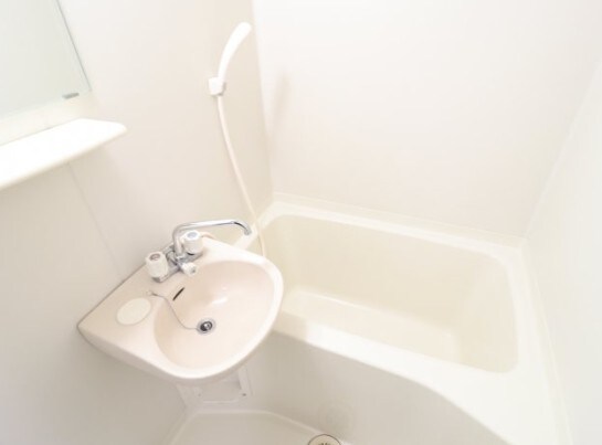 物件内観写真5　(※他部屋参照※)