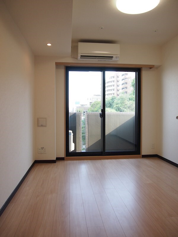 物件内観写真4　(同物件別部屋参考写真です。)