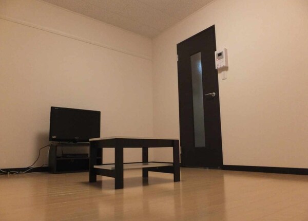 内装他