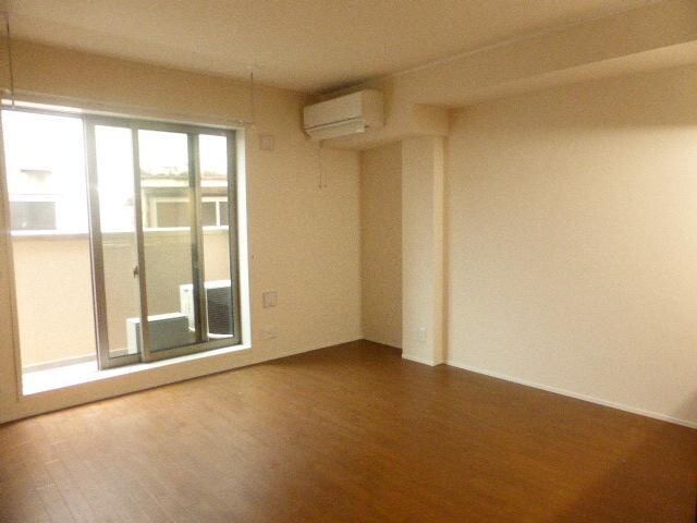 物件内観写真3　(同物件別部屋参考写真です。)