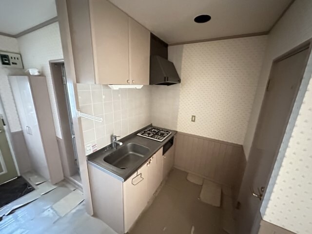 物件内観写真5　(※リフォーム前)