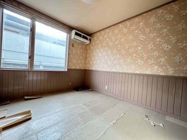 物件内観写真11　(※リフォーム前)