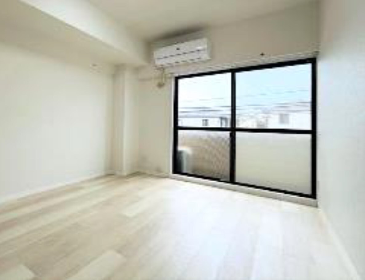 物件内観写真2　(※別室参考写真)