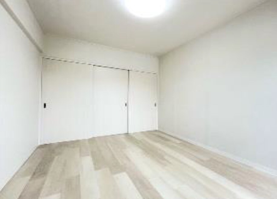 物件内観写真8　(※別室参考写真)