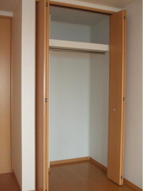 物件内観写真4　(同物件別部屋参考写真です。)