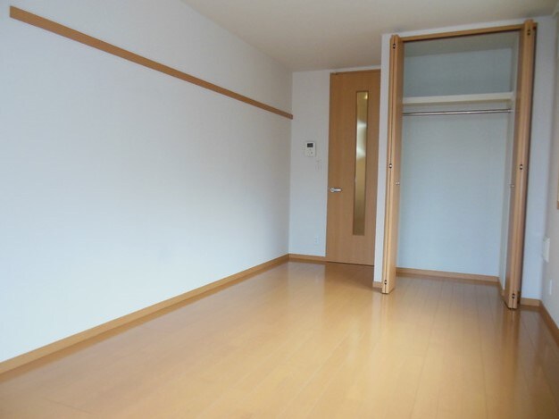 物件内観写真4　(同物件別部屋参考写真です。)