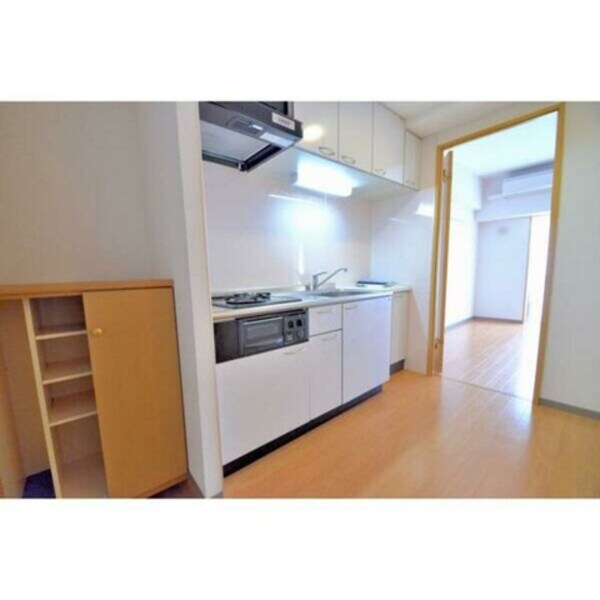 キッチン(同物件別部屋参考写真です。)