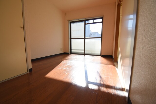 物件内観写真5　(※別室参考写真)