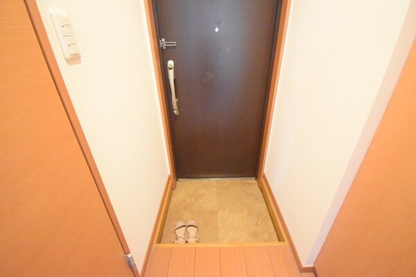 玄関(※別室参考写真)