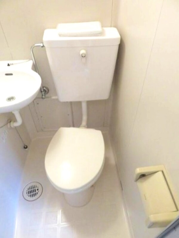 トイレ(別部屋参考写真)