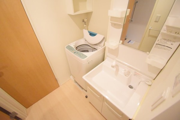 洗面・脱衣所(※別室参考写真)