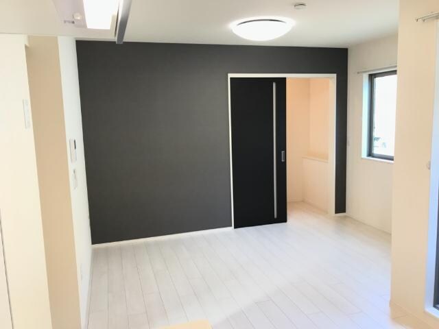 物件内観写真11　(リビング)