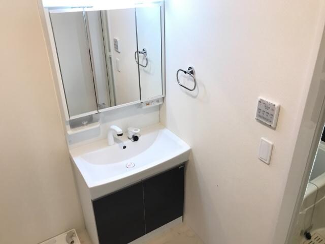 物件内観写真19　(洗面)