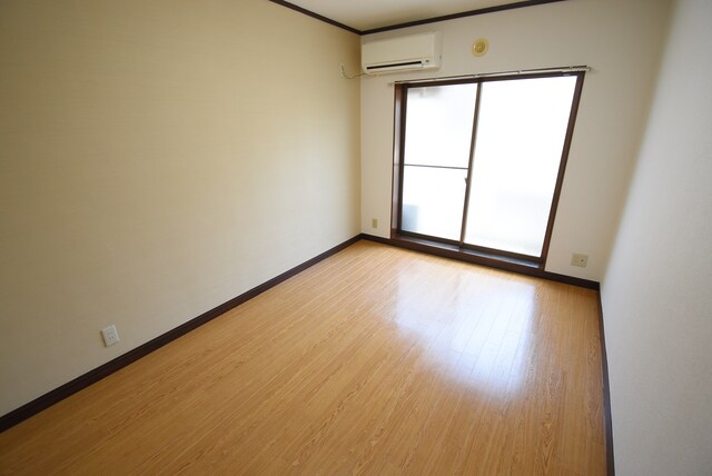 物件内観写真4　(同仕様写真)