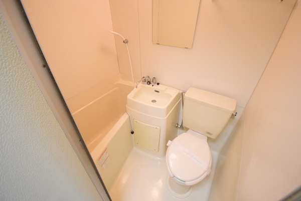 浴室(同仕様写真)