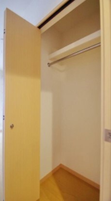 物件内観写真5　(同物件別部屋参考写真です。)