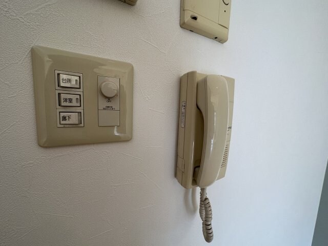 物件内観写真12　(※別室参考写真)