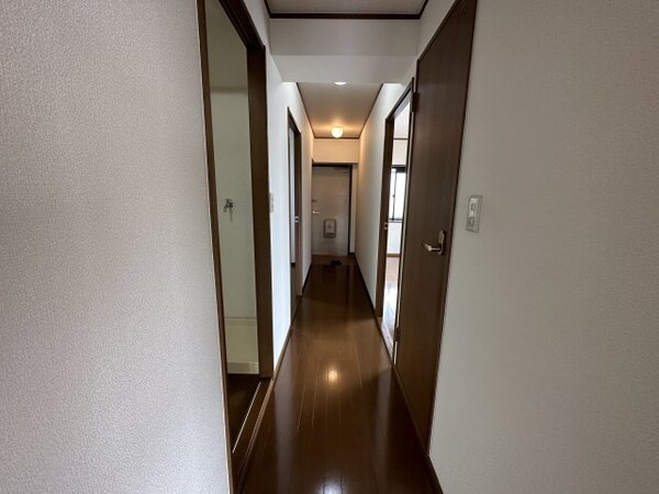 内装他(※別室参考写真)