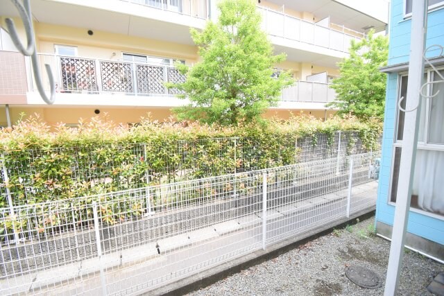 物件内観写真13　(他号室写真)