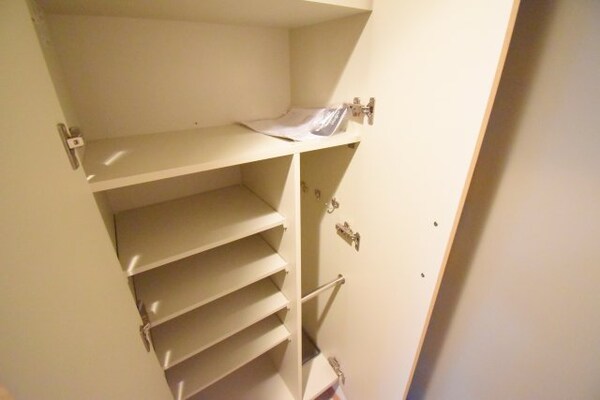 収納(別階同間取同仕様のお部屋の写真です)