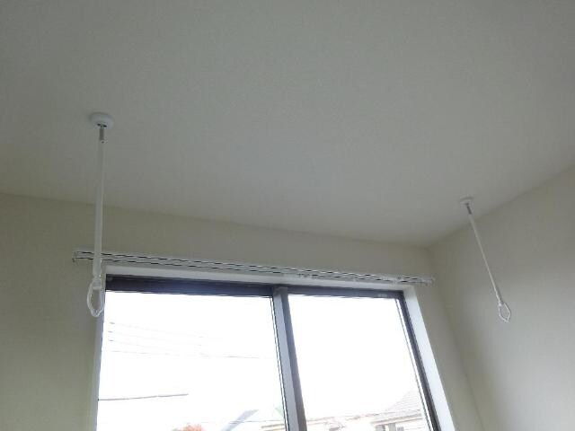 物件内観写真26　(室内物干し（イメージ）)