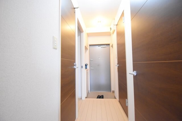 物件内観写真11　(他号室写真)