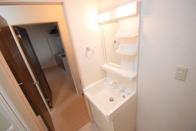 物件内観写真13　(他号室写真)