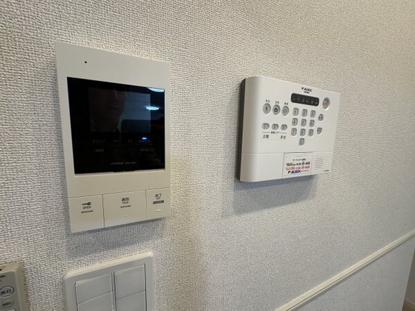 セキュリティ(※同建物別部屋参考写真)