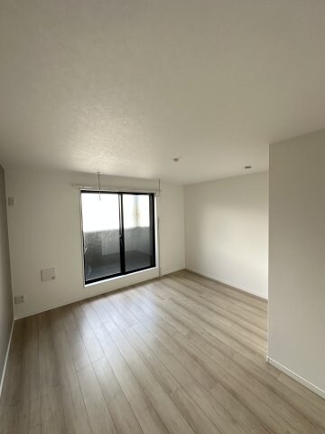 物件内観写真2　(※2号室)