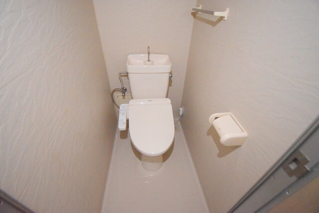 物件内観写真6　(※別室参考写真)