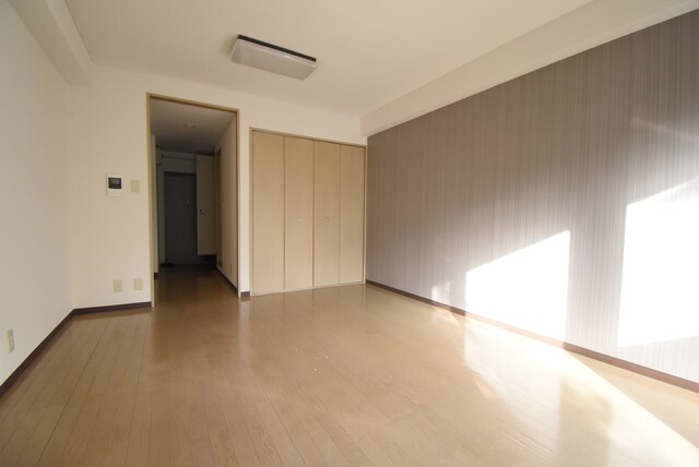 物件内観写真8　(※別室参考写真)