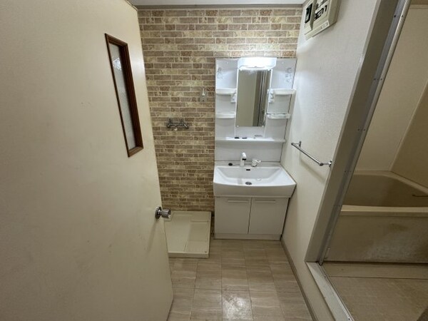 洗面・脱衣所(※別室参考写真)