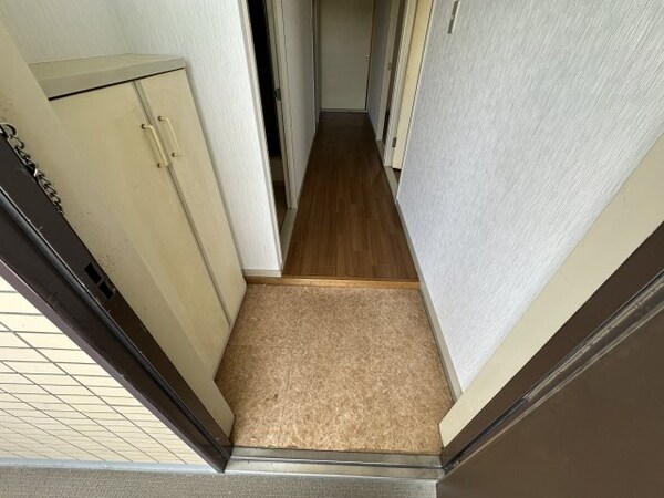 玄関(※別室参考写真)