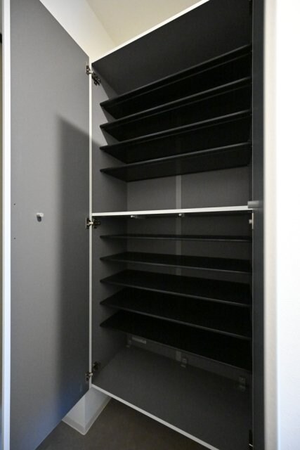 物件内観写真24　(靴入)