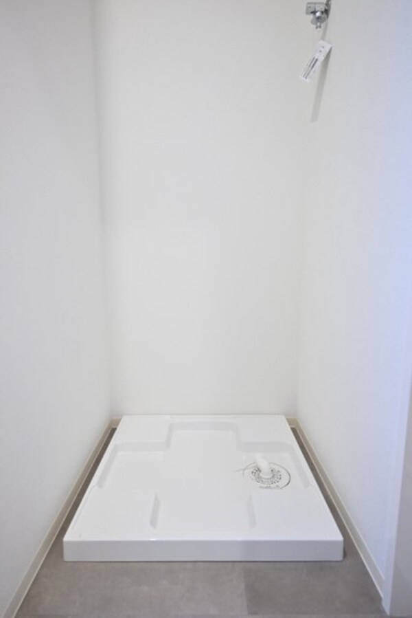 建物設備(室内洗濯機置場)